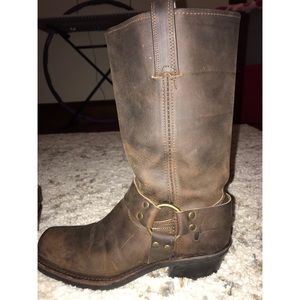 Frye Pull on Brown Boots